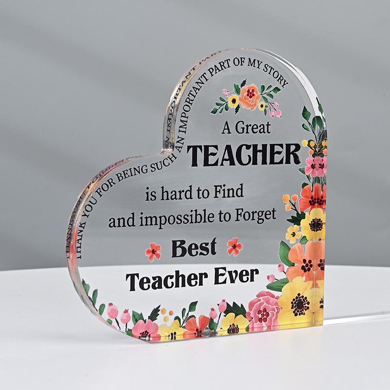 Acrylic  Heart Ornament, Heart-shapedSouvenir  & Anniversary Gift for Mother, Friendsand  Lovers