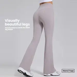 Women’s yoga pants with a slight flare—soft yet firm, high-waisted slim fit with flared leggings design; four-way stretch activewear that visually elongates the legs; suitable for everyday wear at home, workouts, and dance training.