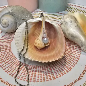 3 Pearl shell