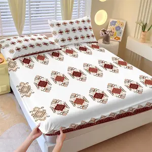 European Vintage Red Brown Gold Pattern Fitted Sheet Set & 2 Pillowcases, Red-Brown Square Badge & Scroll-Patterned Mattress Protector, Soft Anti-Slip Wrinkle Resistant, Rococo Style Bedroom Decor, Gift Choice