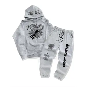 Men’s autumn and winter two-piece set featuring a hooded sweatshirt with spider horror lettering print and drawstring casual sweatpants, crafted from medium-weight fabric, suitable for fall and winter wear.