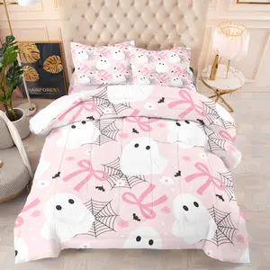 Halloween Cute Cartoon Ghost Bow Print Comforter Set, Includes 1/2 Pillowcases, Soft Comfortable and Cozy Girls' Bedroom Bed Decor, Pink Black White Cobweb Comforter Bedding Set