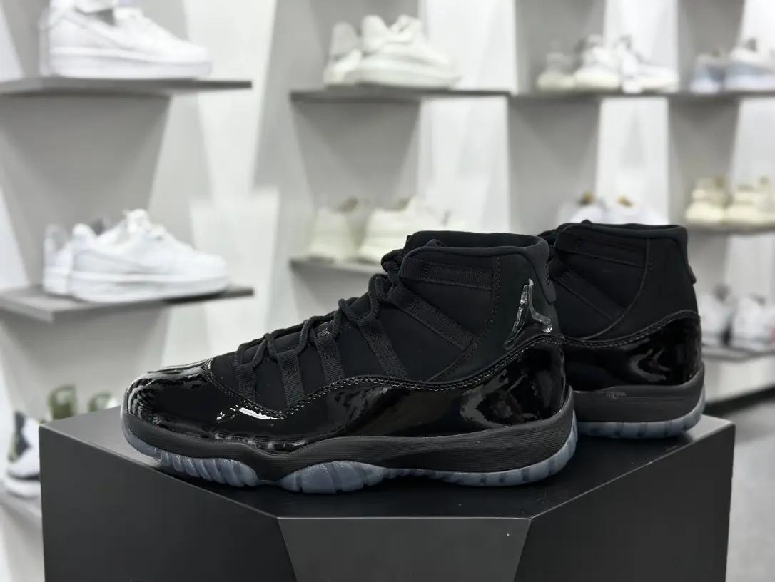 Men High Top Basketball Sneakers Full Black Gloss Patent Leather Upper Dark Translucent Rubber Outsole Lace Up Breathable Padded Collar Sport Training Fashion Street Sneakers For Men Daily Outdoor Walking