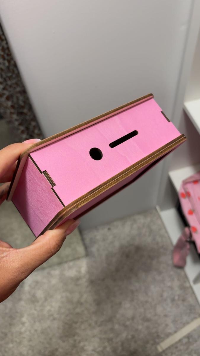 Item: Pink, ＄10000