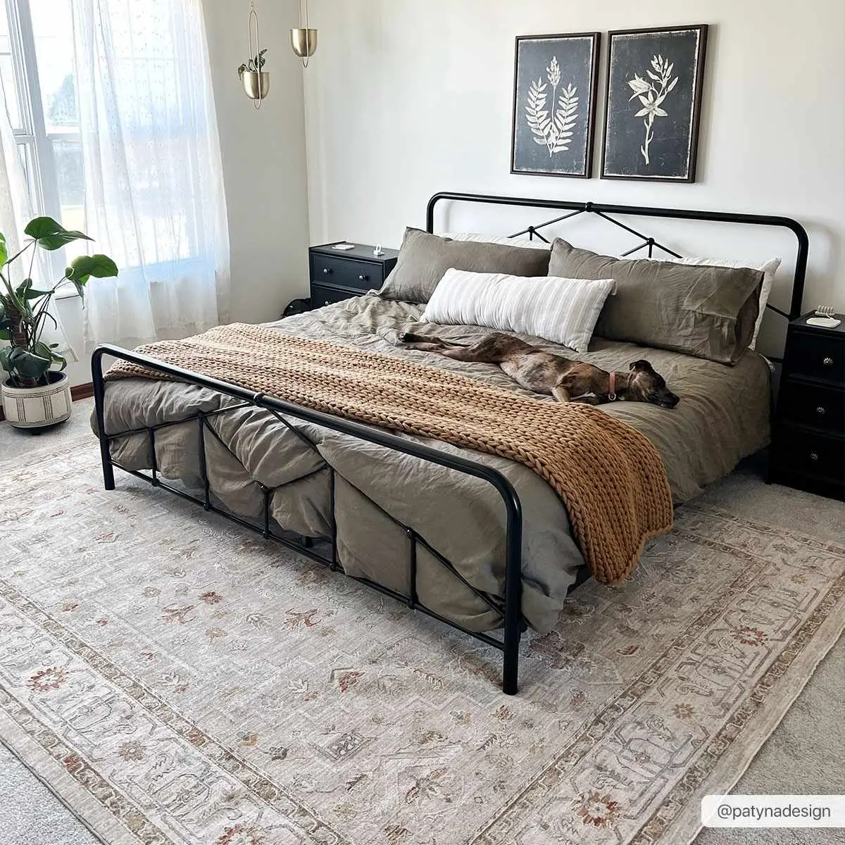 Richelieu Luxe Turkish Rectangle Decorative Rug Richelieu Luxe Turkish Rectangle Decorative Rug