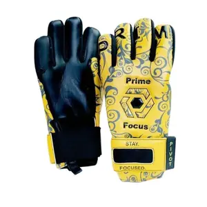 Pivot Maize Top Quality Giga Grip Latex Negative Cut Goalkeeper Gloves for Sports & Outdoor Accessories