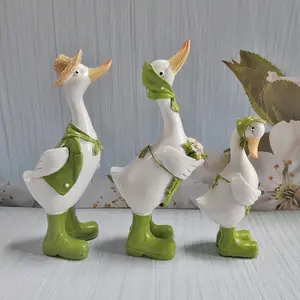 Collectible Handmade Duck Figurine, New Creative Cartoon Resin Animal Craft, Decorative Sculptures, Home Garden Decoration, Unique Artisanal Gift, Decorative Statues