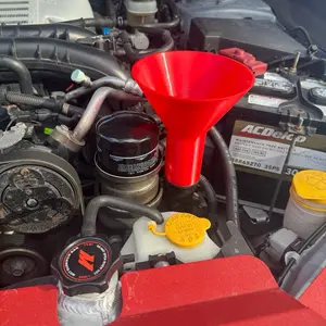 Fa20DIT Screw-in Funnel for Subaru WRX 2015-2021 Engine Oil Change Tool Plastic Funnel