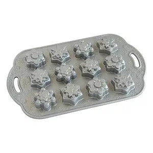 Nordic Ware Frosty Flakes Pan