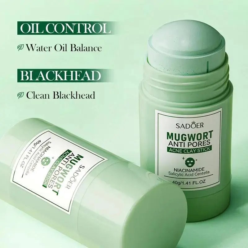 Korean green tea mud exfoliating facial brush is made of green tea mud. It gently exfoliates the skin, making it smooth and not dry. It is suitable for all skin types.
