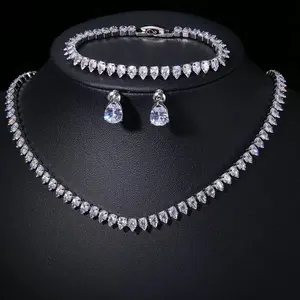 KEVERIE Elegant Teardrop Crystal Bling Jewelry Set - Sparkling Costume Necklace, Bracelet, Earrings for Weddings, Galas, Bling Jewelry Sets, Set Jewelry Sets