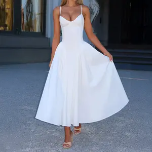 Elegant sleeveless dress in a solid color with a waistline design, tailored fit, and a solid color pattern