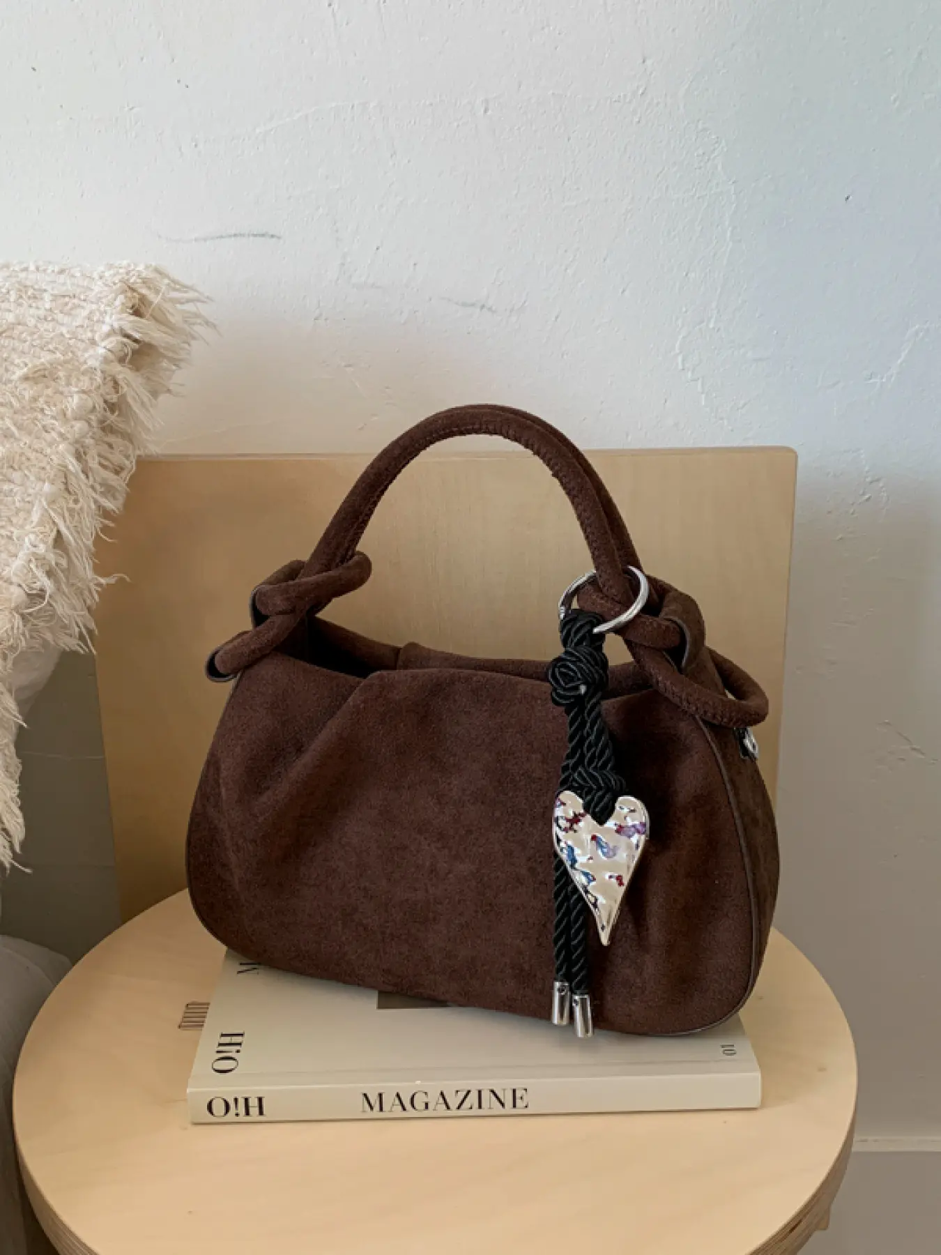 Chic Vintage Rare Suede Bag for Women 2025 New Casual Vintage Crossbody Purses Hot Handheld Pouch Pu Tote Satchel
