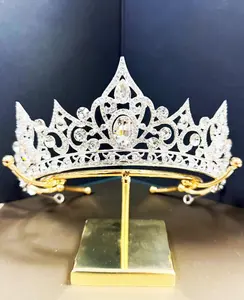 Princess Tiara, Rhinestone Crown, Bridal Wedding Tiara, Fashion Hair Jewelry, Silver Prom Crown, Quinceanera Party Crown, Perfect Bridesmaid Gifts