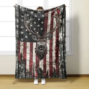 1pc New Deer Pattern Flannel Blanket, Ideal Gift for Friends and Family, Warm and Comfortable, Soft and Skin-Friendly, Suitable for Sofa, Bed, Office, and Outdoor Travel