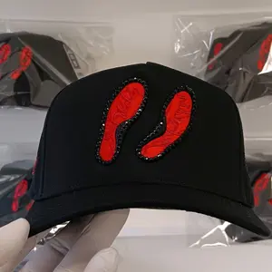 RED SOLE SUELITA ROJA WITH BLACK AND RED ROCK HAT     100% ORIGINAL AND GUARANTEED QUALITY J/A