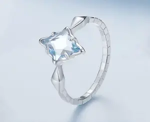 Exquisite 18K 925 Sterling Silver Blue Starburst Solitaire Ring (Size 6-8)