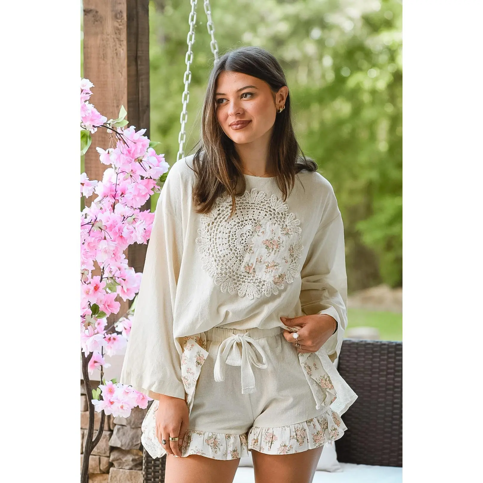 Vintage Bloom Ruffle and Floral Set