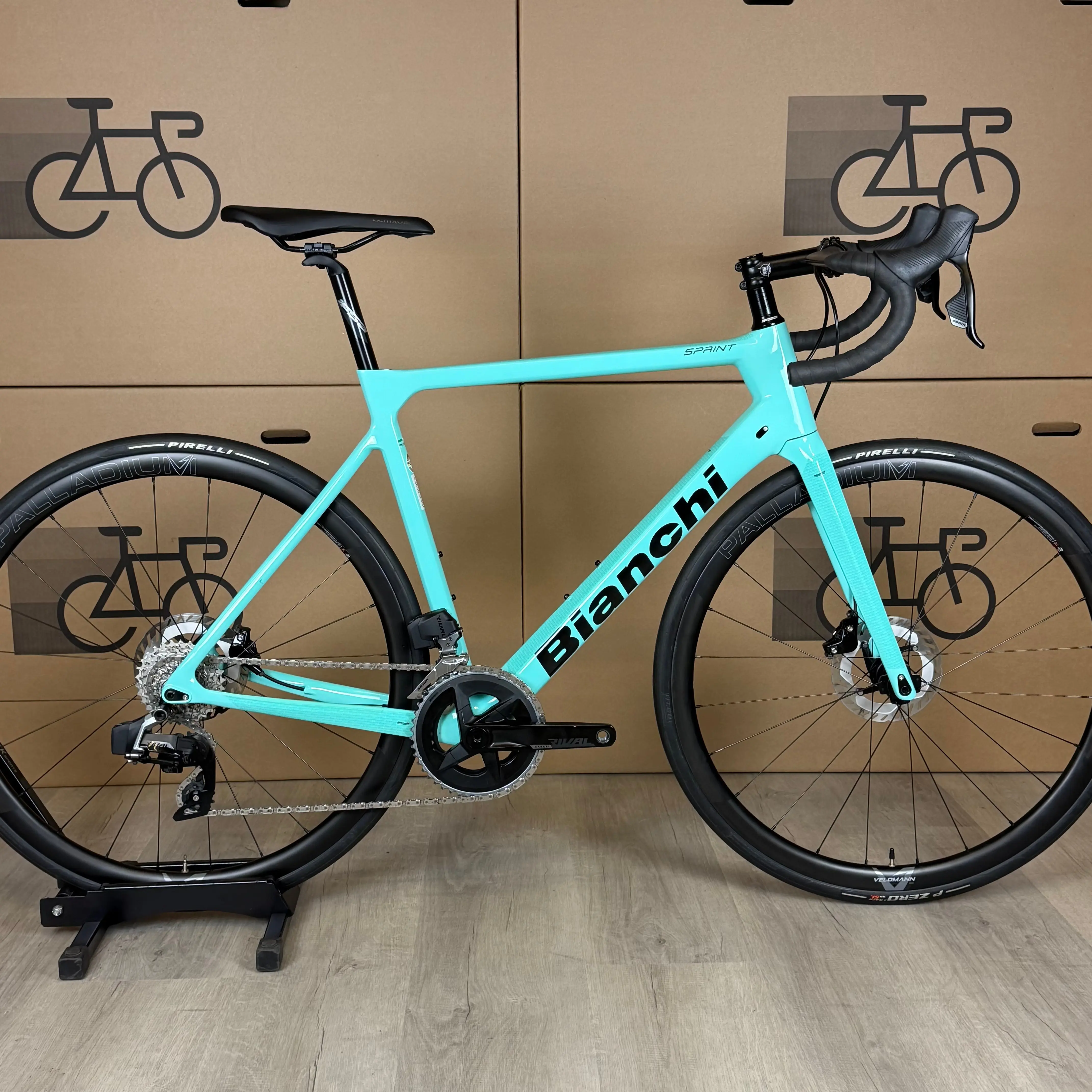 "Demo" Bianchi Sprint, Sram Rival AXS, Disc Carbon Fiber Road Bike-2023, 57cm