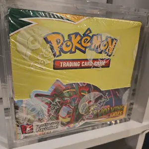 Evolving skies booster box Evolving skies booster box