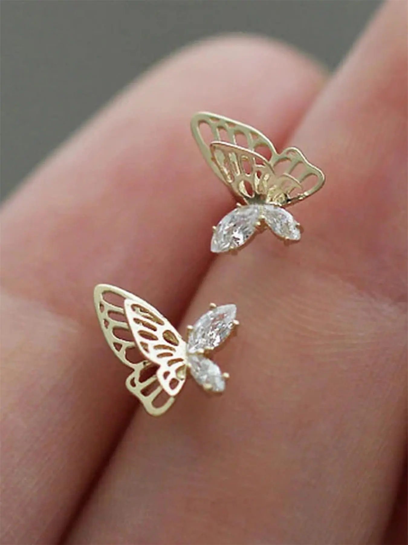 Rhinestone Decorated Butterfly Design Stud Earrings As Perfect Gift for Girlfriend, Elegant Cute Jewelry for Party, Daily Clothing Decor for Girl, Trendy All-match & Exquisite Jewelry Studs Earrings, High Quality Earrings