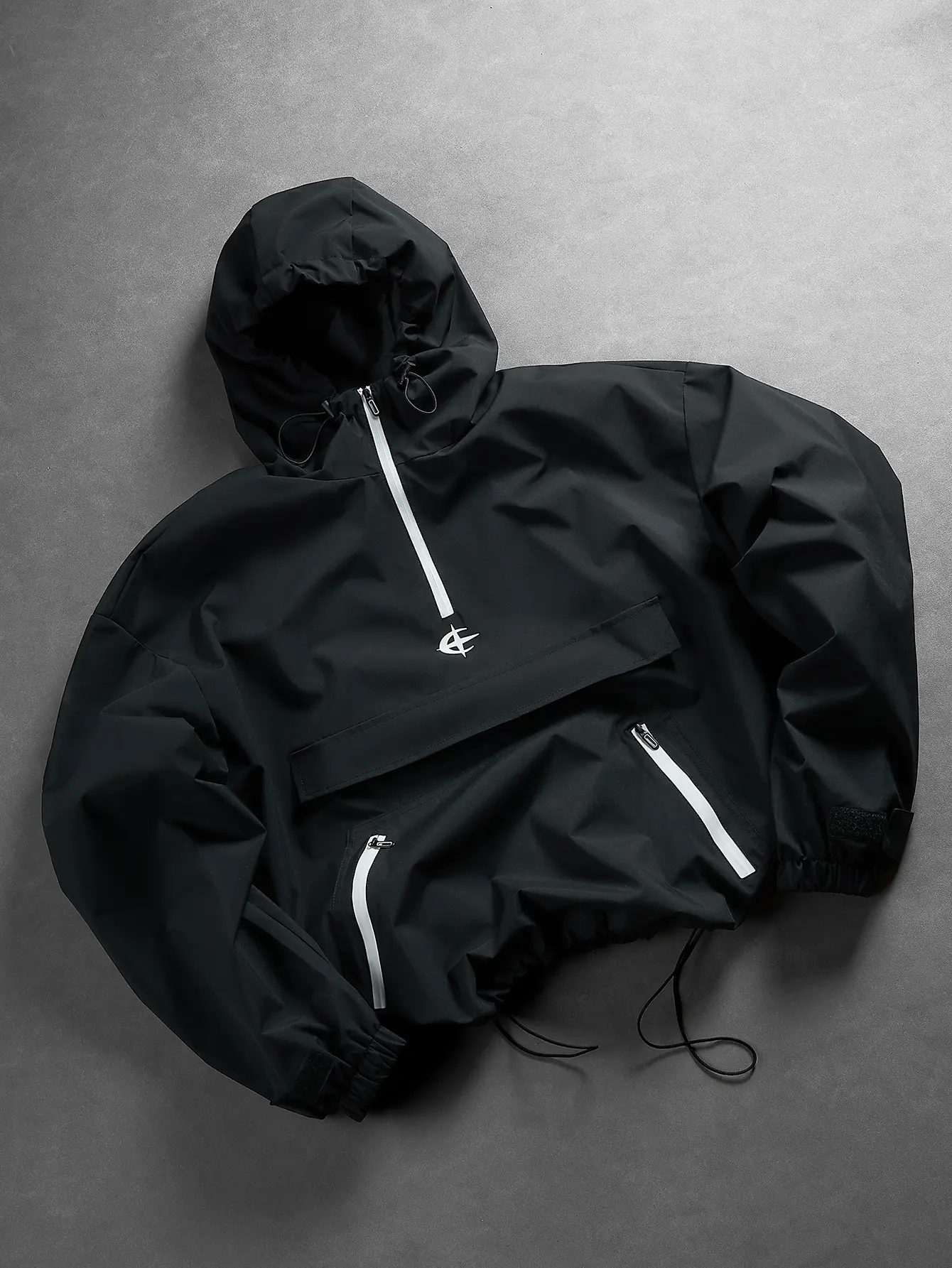 Unisex half zip hooded tech windbreaker pullover — white contrast zipper, star chest print, front pocket and dual waterproof zip pockets, drawstring hood and hem, relaxed quick dry fit, dark high street outdoor jacket for hiking and skating