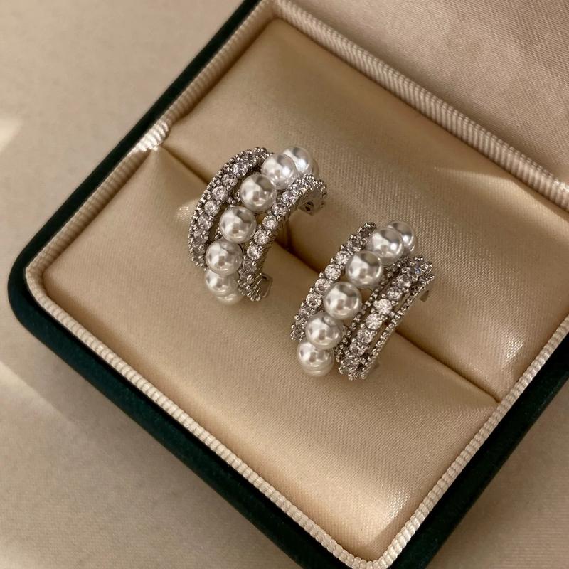 French Style Layered C-Shaped Pearl Zircon Earrings shell pearl
