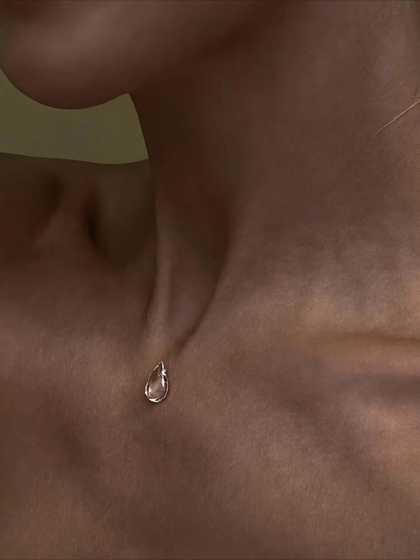 Single Drop Transparent Water Drop Pendant Necklace - Minimalist Necklace, Everyday Wear Jewelry, Minimalist Chic Jewelry, Lightweight and Durable Suitable for Daily Wearing - Women's Fashion Accessories