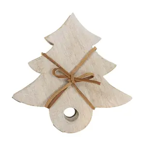 Foreside Home & Garden Set of 4 White Wood TreeBoards
