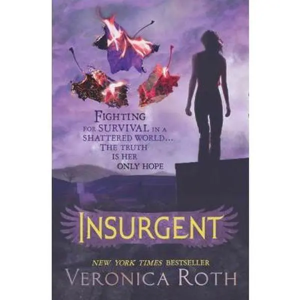 USED Book - Insurgent (divergent 2) by Veronica Roth (Paperback) - english