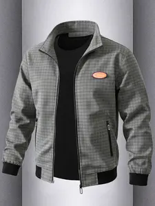 Men's lightweight casual jacket with zippered pockets - Stand collar design, made of polyester - Checkered fabric, men's outdoor windproof jacket, suitable for daily outings, sports, jogging, casual and formal occasions - Spring and autumn
