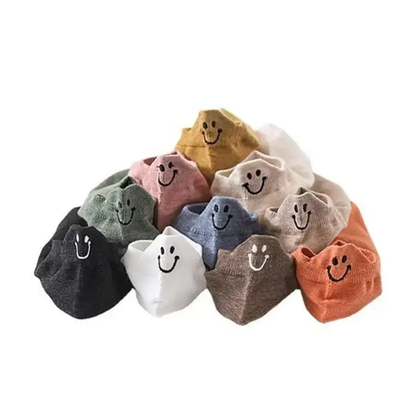 1 pair, shipped with a random color