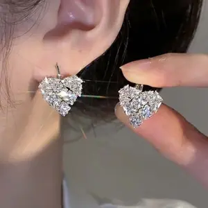 Zircon love heart earrings for women fashion exquisite jewelry fairy style jewelry suitable for wedding party gifts