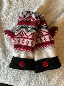 Ladies/Teen White-red-black fair isle sweater mittens