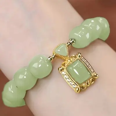 S136-8*6 Light Green Barrel Bead Bracelet "The Sun