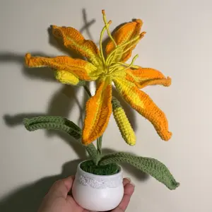Crochet Lilly flower