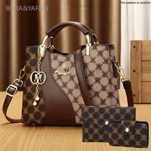 Women’s shoulder bag — unique design, trendy fashion multi-piece set style, multifunctional crossbody bag, stylish and high quality, casual tote bag