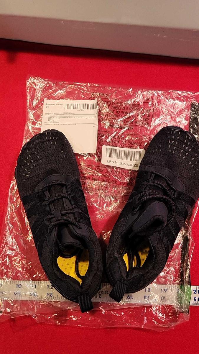 Item: Dark Blue, 10.5 Women/8.5 Men