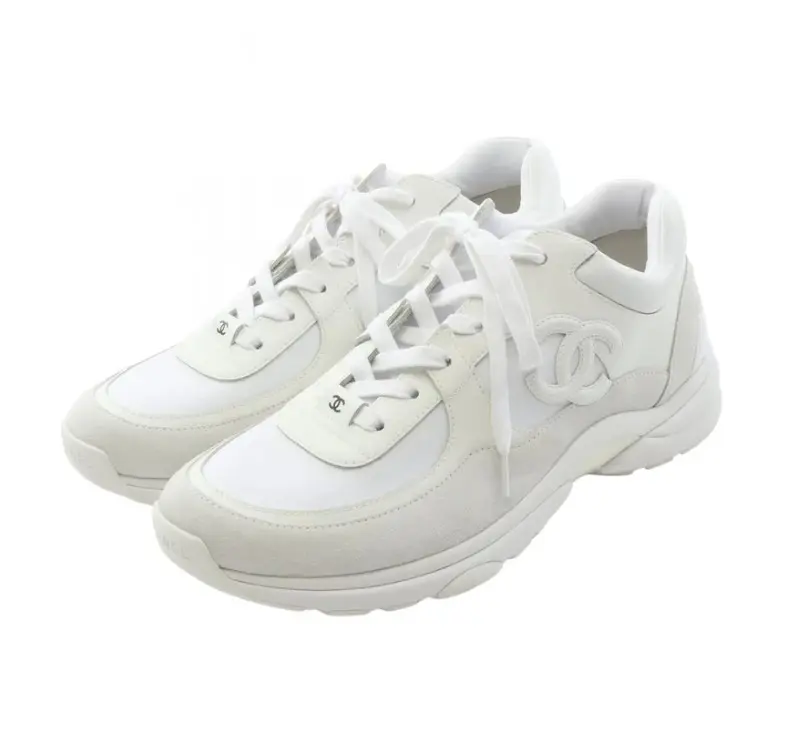 Pre-owned CHANEL Coco mark Trainers Sneakers Fabric Leather Suede White