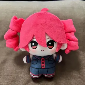 12cm/4.72in Q-version cotton doll. So cute! Backpack keychain, virtual singer merchandise, adorable girl star doll, anime merchandise. Home decorations and small ornaments.The perfect gift for your best friend or girlfriend.