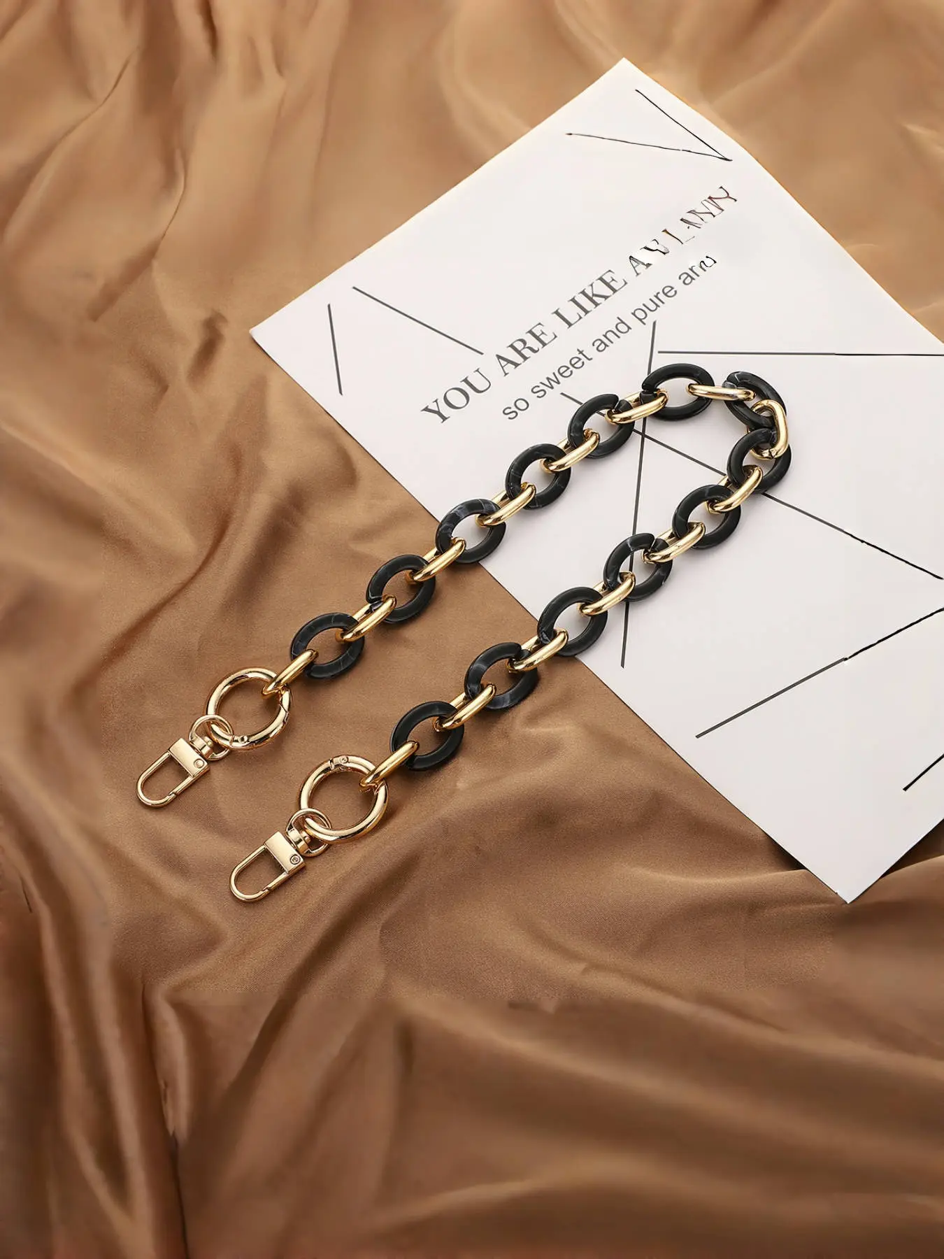 Acrylic-wrapped eyeglass chain buckle DIY plastic beads acrylic Beaded luggage chain phone case chain gentle and simple bag chain