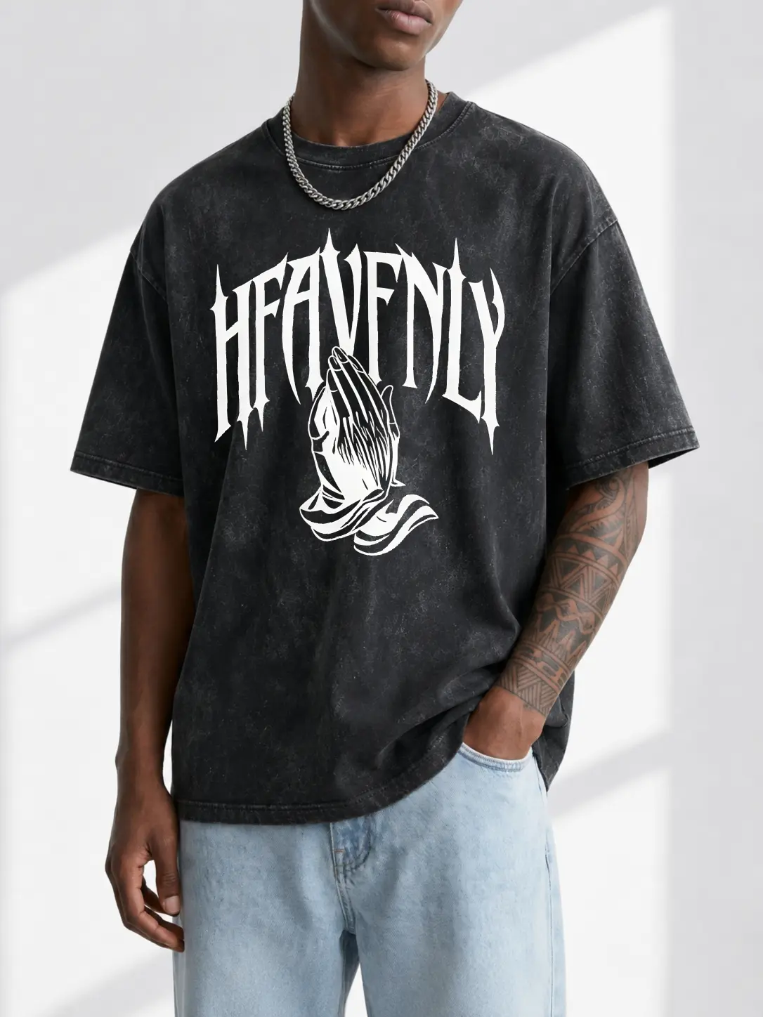 Men's Retro High-Quality Washed Cotton Short-Sleeve T-Shirt - Heavenly Praying Hands Graphic Print, Soft Comfortable Feel, Durable Daily Casual Ideal Gift