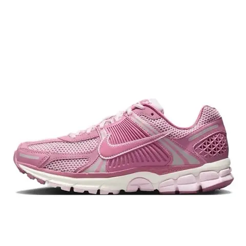 Nike Zoom Vomero 5 Elemental Pink Women’s Sneakers - Breathable Runner, Responsive Zoom Cushion, Airy Mesh Upper, Daily Casual Comfort, Walking Athletic Shoes, Desert Berry/Pink Foam/Sail Trainer