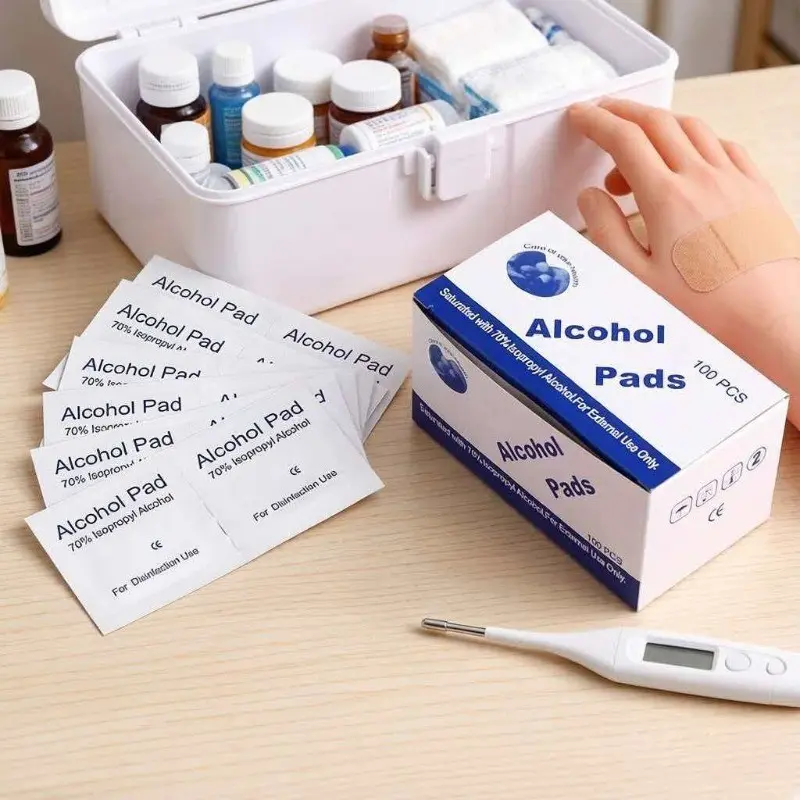 First aid kit essential, 75% alcohol swabs in individual packaging, skin wound disinfection and cleaning supplies, standard item for home medical kits, essen for war and disasters, daily disinfection, Emergency Supplies
