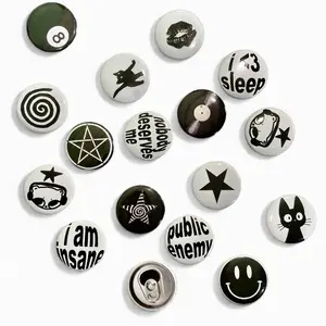 Y2K Button Pin, Black and White Pin Y2K, Aesthetic Button Pins, Bag Accessories Cute Pins – Kawaii Accessory for Bags, Jackets, Lanyards & Gifts, Cute Collectible Decor for Fans