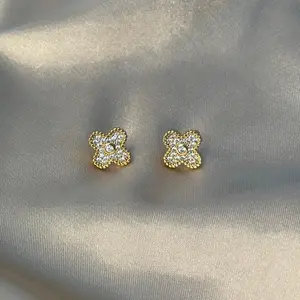 Clover Stud Earrings