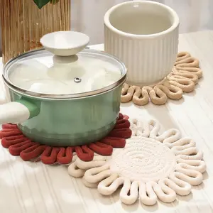 Decorative Fabric Coaster Set – 3pcs Heat-Resistant Drink Coasters, Stylish Placemats for Kitchen, Dining Table, Living Room & Home Decor