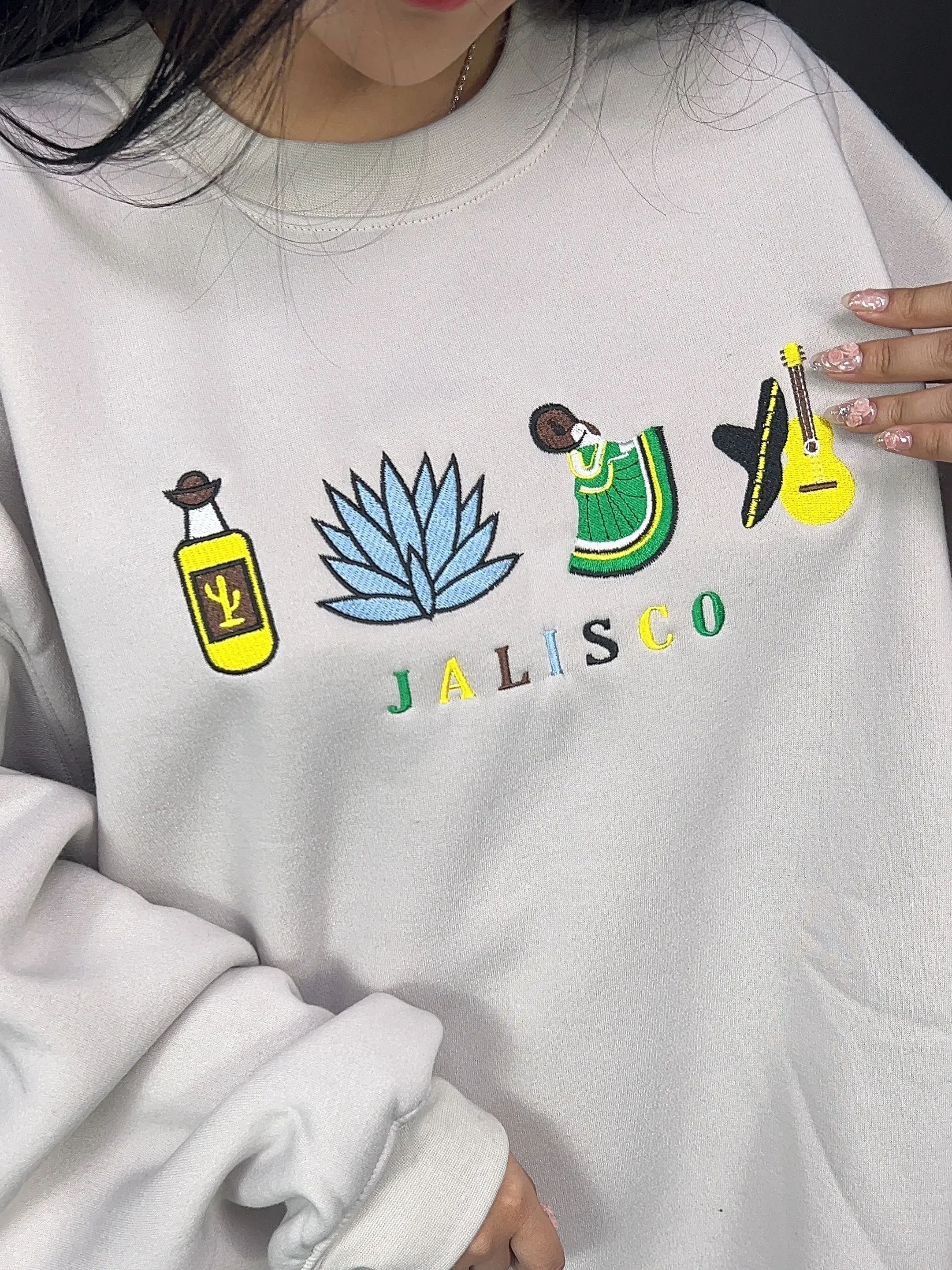 Jalisco Embroidered Sweatshirt, Mexico Culture Machine Embroidery, Folklorico Dress sweatshirt