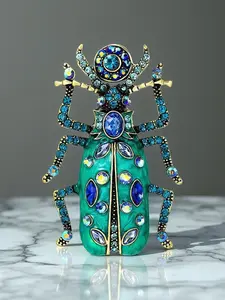 New Insect Series Brooch Alloy Rhinestone Pin, Creative Fashion Accessory, Water Drill Design, Stunning Design, Suitable for Women, Durable for Collars Bags Jackets