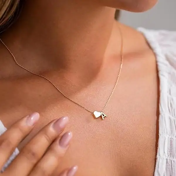 Turandoss Gold Heart Initial Necklace for Women, 18K Real Gold Plated Heart Initial A-Z Necklace Dainty Heart Necklaces Tiny Gold Initial Necklaces Birthday Gifts for Women Girls Jewelry